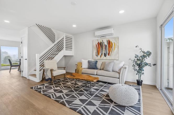 11218 Poblado Rd, San Diego