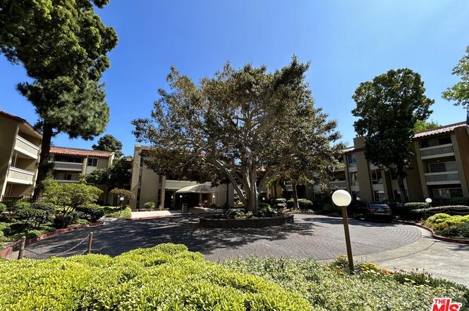 1855 Diamond St Unit 5-327, San Diego